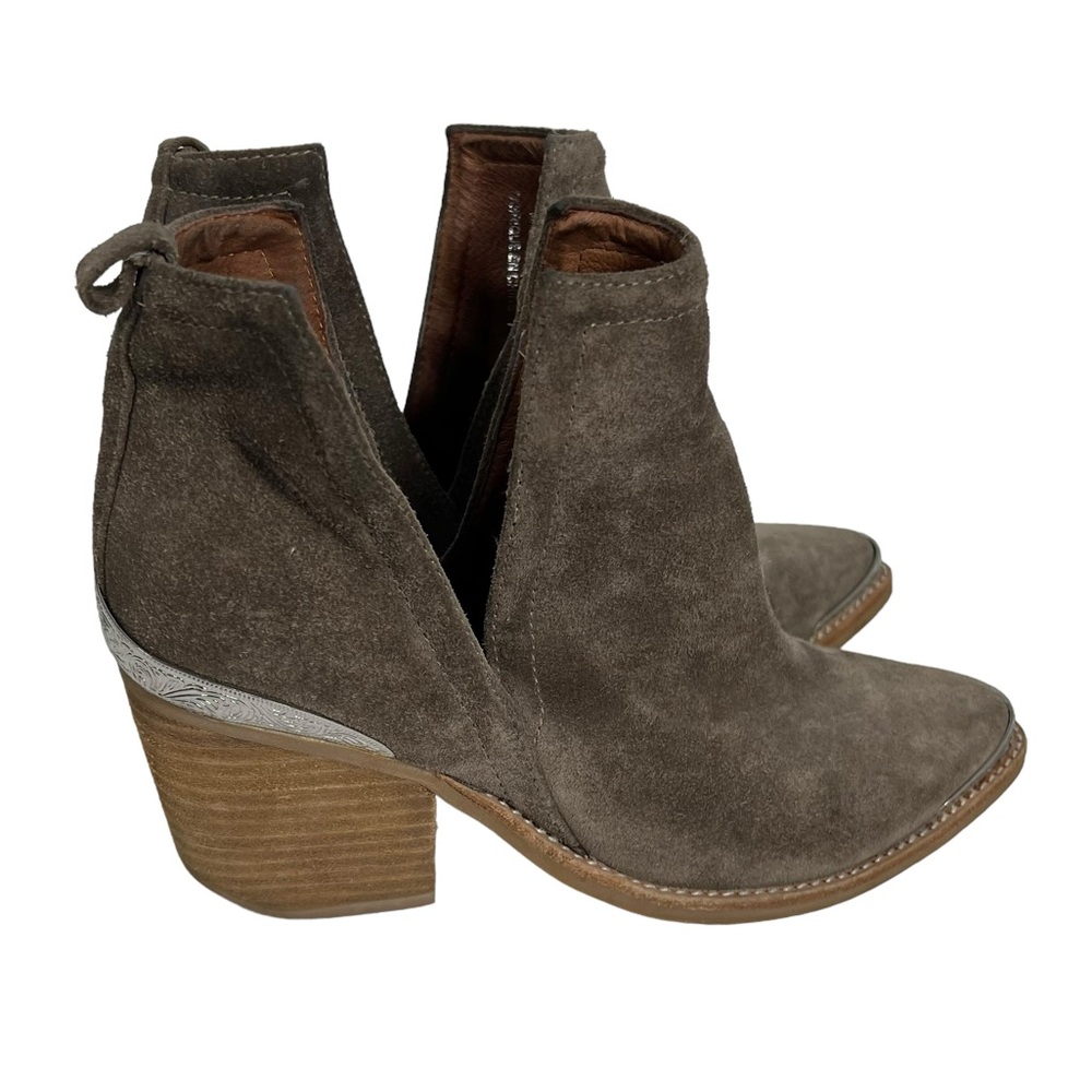 JEFFREY CAMPBELL Cromwell Western Tan Suede Bootie with Silver detail